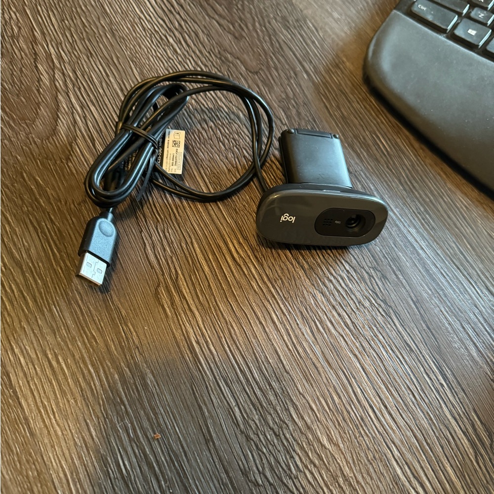 Desktop Bundle - Picture 2 of 4